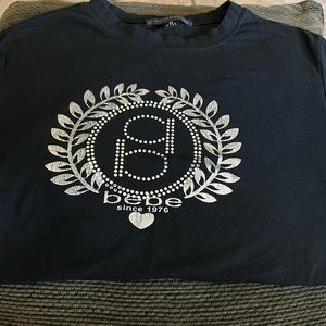 Shirt size M